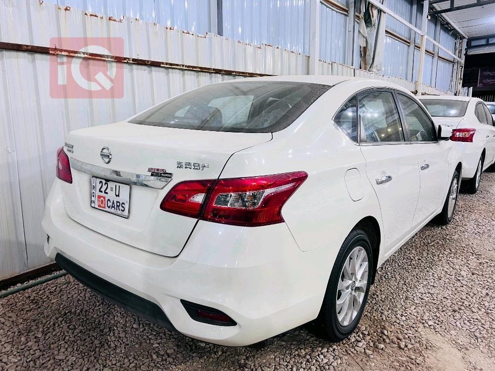 نيسان سنترا